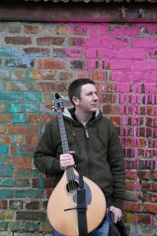 Daoirí Farrell performs Pavilion Arts Centre    Wednesday 22 March 7.30pm