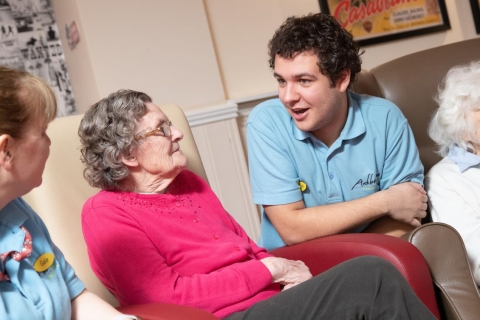 Derby College Group strengthens links with award-winning dementia care provider 