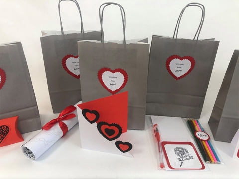 #stayconnected Share the Love Kits from Artcore